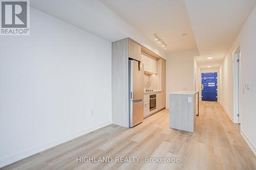 2111 - 395 Square One Drive, Mississauga, ON - Indoor Photo Showing Other Room