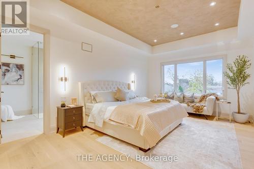 Beautiful layout allowing seating in primary bed - 512 Weynway Court, Oakville, ON - Indoor Photo Showing Bedroom
