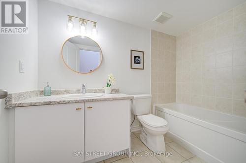6859 Main Street, Whitchurch-Stouffville, ON - Indoor Photo Showing Bathroom