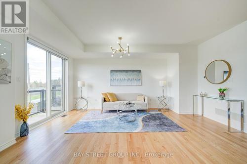 6859 Main Street, Whitchurch-Stouffville, ON - Indoor