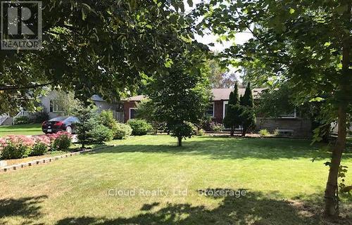 2438 HIXON STREET  Oakville, ON L6L 1V1