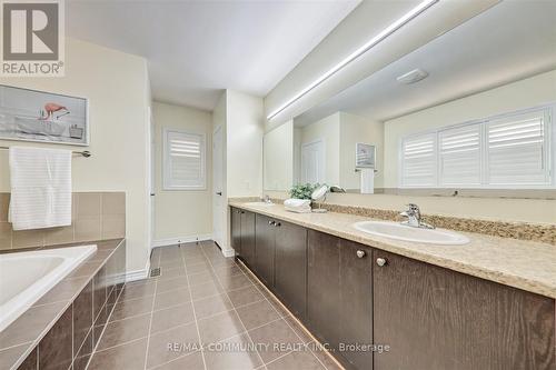 429 Staghorn Road, Pickering, ON - Indoor Photo Showing Bathroom