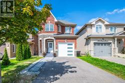 328 RITA'S AVENUE  Newmarket, ON L3X 2N2