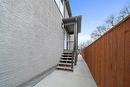 8 651 Kingsbury Avenue, Winnipeg, MB  - Outdoor 