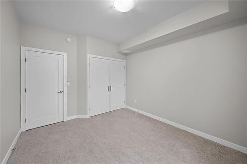 8 651 Kingsbury Avenue, Winnipeg, MB - Indoor Photo Showing Other Room