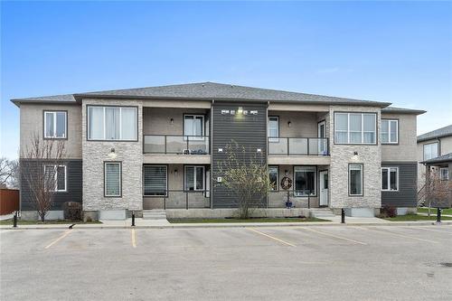 8 651 Kingsbury Avenue, Winnipeg, MB - Outdoor With Balcony With Facade