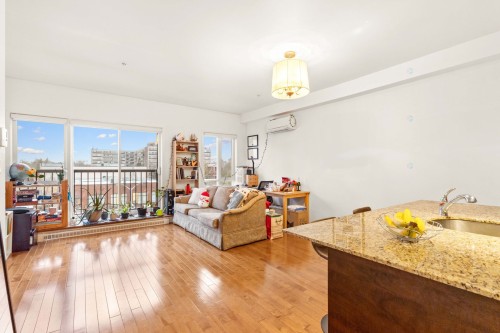 Living Room - 307-355 Rue Hurteau, Dollard-Des-Ormeaux, QC - Indoor Photo Showing Living Room