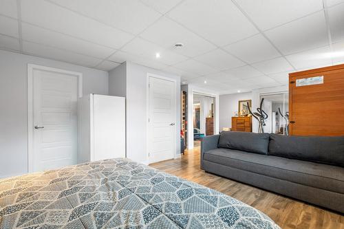 Salle familiale - 343 Rue Schubert, Saint-Jean-Sur-Richelieu, QC - Indoor