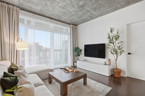 Salon - 904-5905 Boul. Du Quartier, Brossard, QC - Indoor Photo Showing Living Room