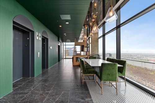Salle communautaire - 904-5905 Boul. Du Quartier, Brossard, QC -  With Exterior