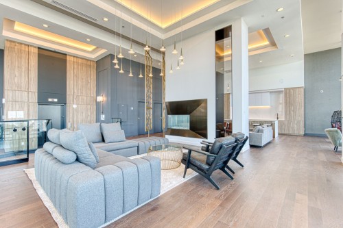 Salle communautaire - 904-5905 Boul. Du Quartier, Brossard, QC - Indoor