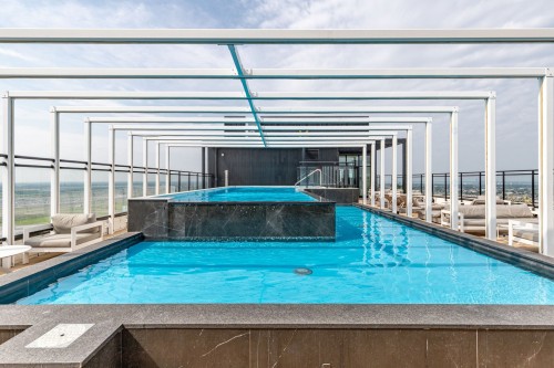 Piscine - 904-5905 Boul. Du Quartier, Brossard, QC - 