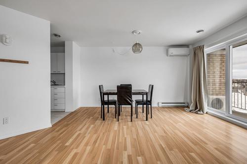 Salle à manger - 309-3455 Rue Clemenceau, Québec (Beauport), QC - Indoor Photo Showing Other Room