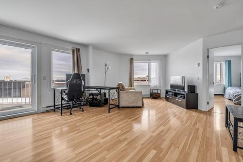 Salon - 309-3455 Rue Clemenceau, Québec (Beauport), QC - Indoor Photo Showing Living Room