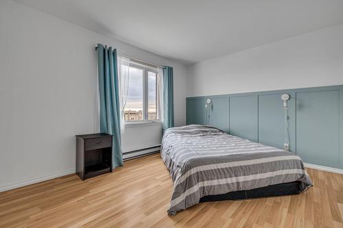 Chambre à coucher - 309-3455 Rue Clemenceau, Québec (Beauport), QC - Indoor Photo Showing Bedroom