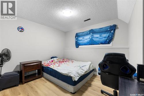 1010 Reynolds Street, Regina, SK - Indoor Photo Showing Bedroom