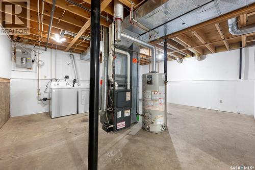 1010 Reynolds Street, Regina, SK - Indoor