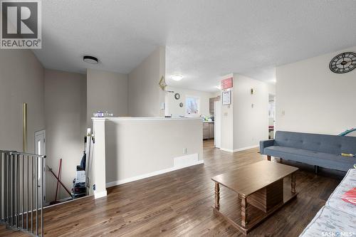 1010 Reynolds Street, Regina, SK - Indoor Photo Showing Living Room
