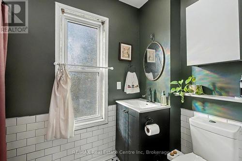 217 Victoria Road S, Guelph (St. Patrick'S Ward), ON - Indoor