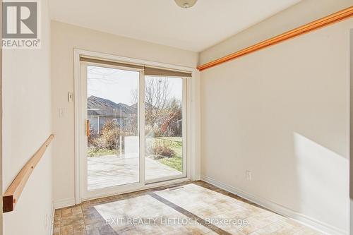 569 Garbutt Terrace, Peterborough (Northcrest Ward 5), ON - Indoor Photo Showing Other Room