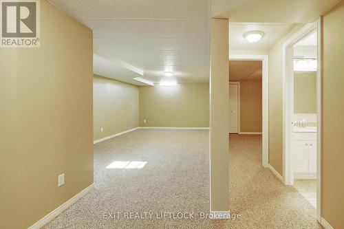 569 Garbutt Terrace, Peterborough (Northcrest Ward 5), ON - Indoor Photo Showing Other Room