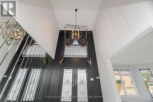 100 National Drive, Hamilton, ON - Indoor Photo Showing Other Room