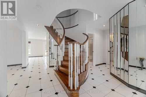 100 National Drive, Hamilton, ON - Indoor Photo Showing Other Room