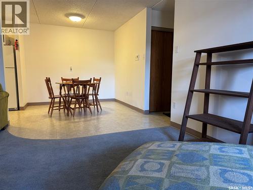 204 463 Pendygrasse Road, Saskatoon, SK - Indoor Photo Showing Dining Room