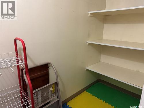 204 463 Pendygrasse Road, Saskatoon, SK - Indoor With Storage