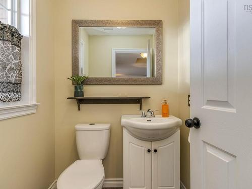 107 Lancaster Drive, Dartmouth, NS 