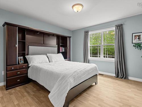 158 Thomas Street, Enfield, NS 