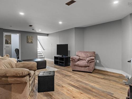 158 Thomas Street, Enfield, NS 