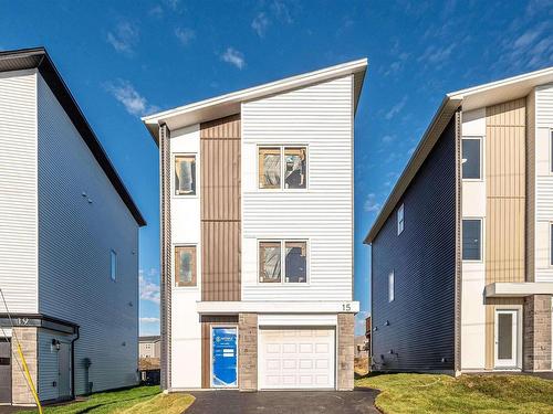 61 Zeppelin Crescent, Beechville, NS 