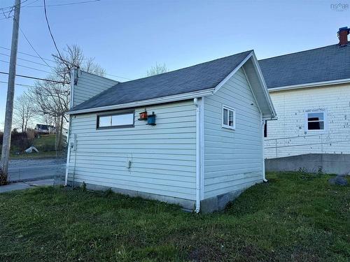 4 Beech Street, Lockeport, NS 