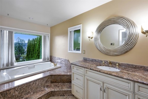 4335 Emily Carr Dr, Saanich, BC 