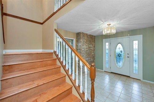 4335 Emily Carr Dr, Saanich, BC 