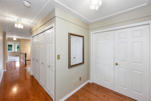 4335 Emily Carr Dr, Saanich, BC 