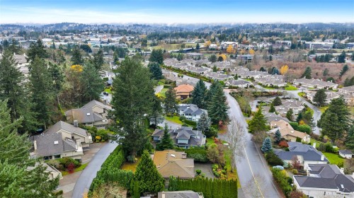 4335 Emily Carr Dr, Saanich, BC 