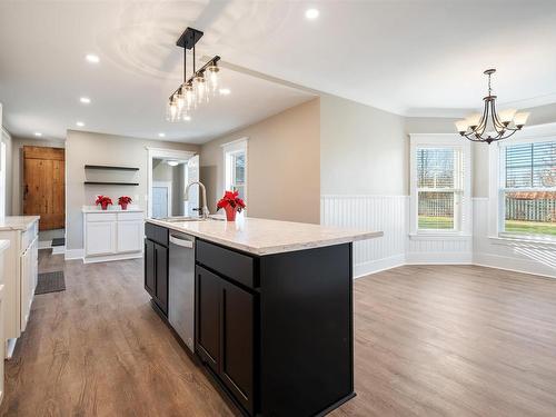 6 Hamilton Avenue, Brookfield, NS 