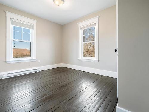 6 Hamilton Avenue, Brookfield, NS 