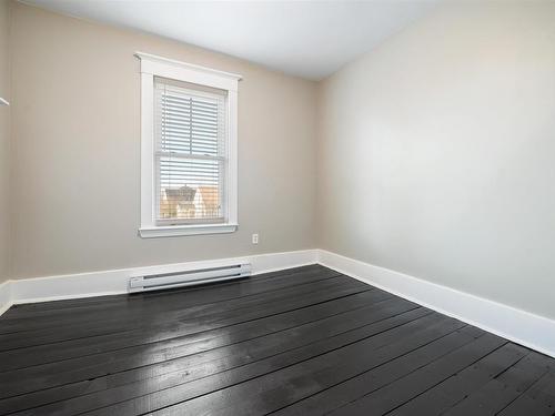 6 Hamilton Avenue, Brookfield, NS 