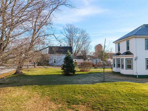 6 Hamilton Avenue, Brookfield, NS 