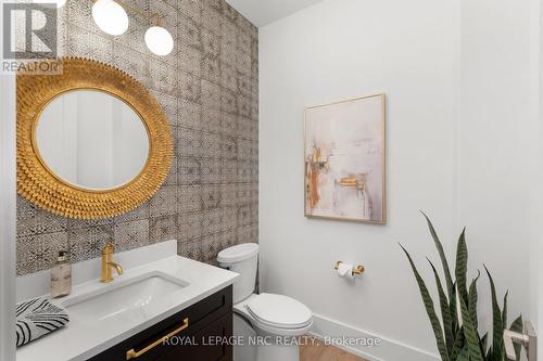 601 - 77 Yates Street, St. Catharines (Downtown), ON - Indoor Photo Showing Bathroom