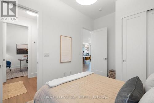 601 - 77 Yates Street, St. Catharines (Downtown), ON - Indoor Photo Showing Bedroom