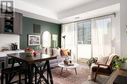 2108 - 101 ERSKINE AVENUE  Toronto, ON M4P 0C5