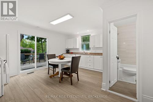 425 King Street W, Gananoque, ON - Indoor Photo Showing Dining Room