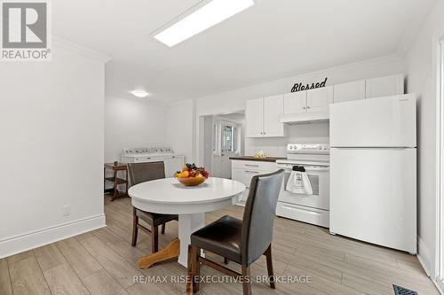 425 King Street W, Gananoque, ON - Indoor