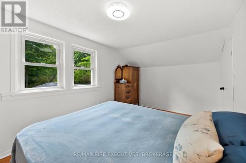 425 King Street W, Gananoque, ON - Indoor Photo Showing Bedroom