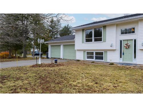 35 Peat Dr, Quispamsis, NB 