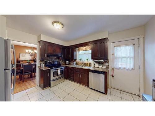 35 Peat Dr, Quispamsis, NB 